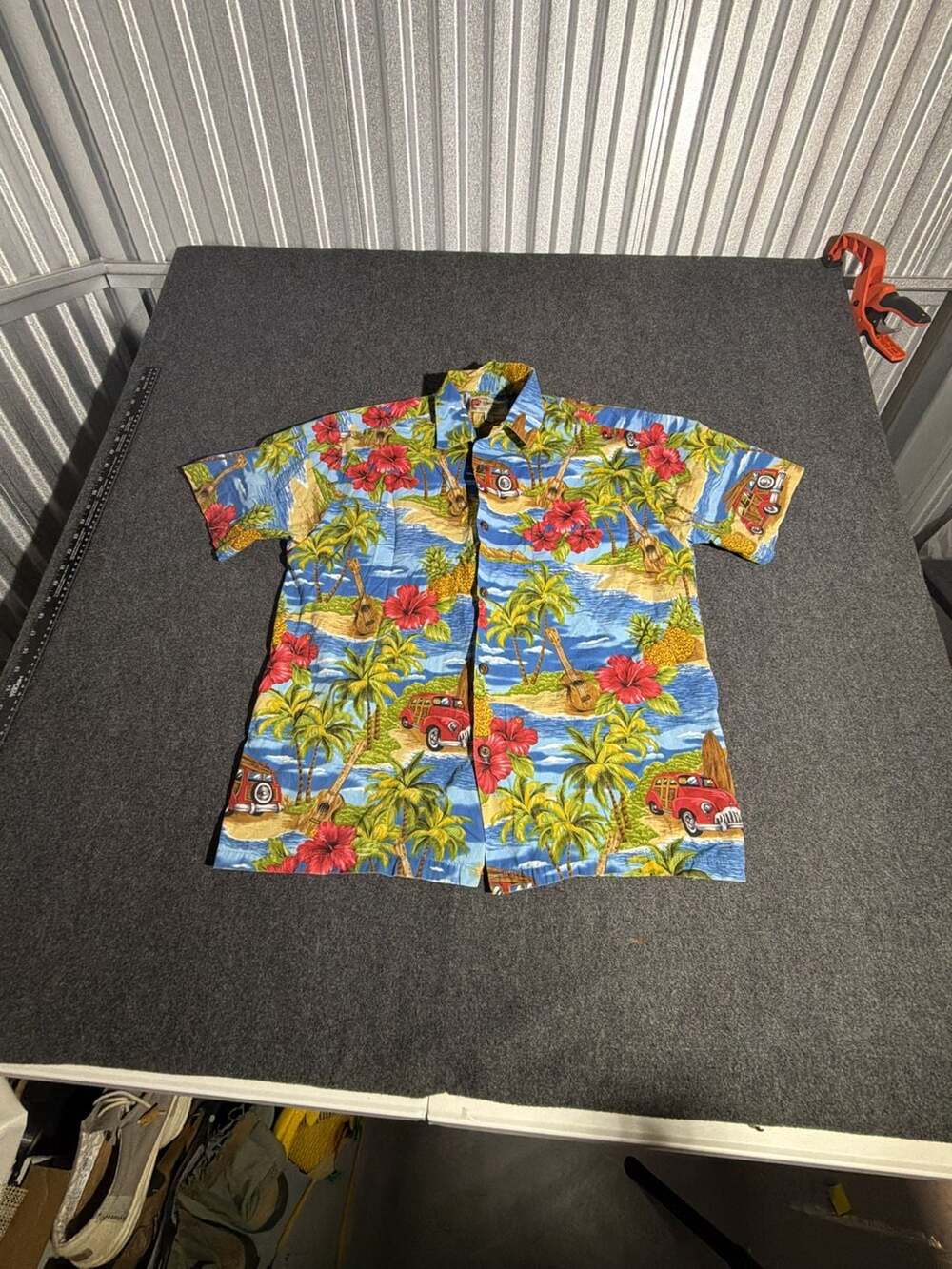 Hilo Hattie Hawaiian Shirt Size M Blue Tropical Woodie Car Surf Aloha